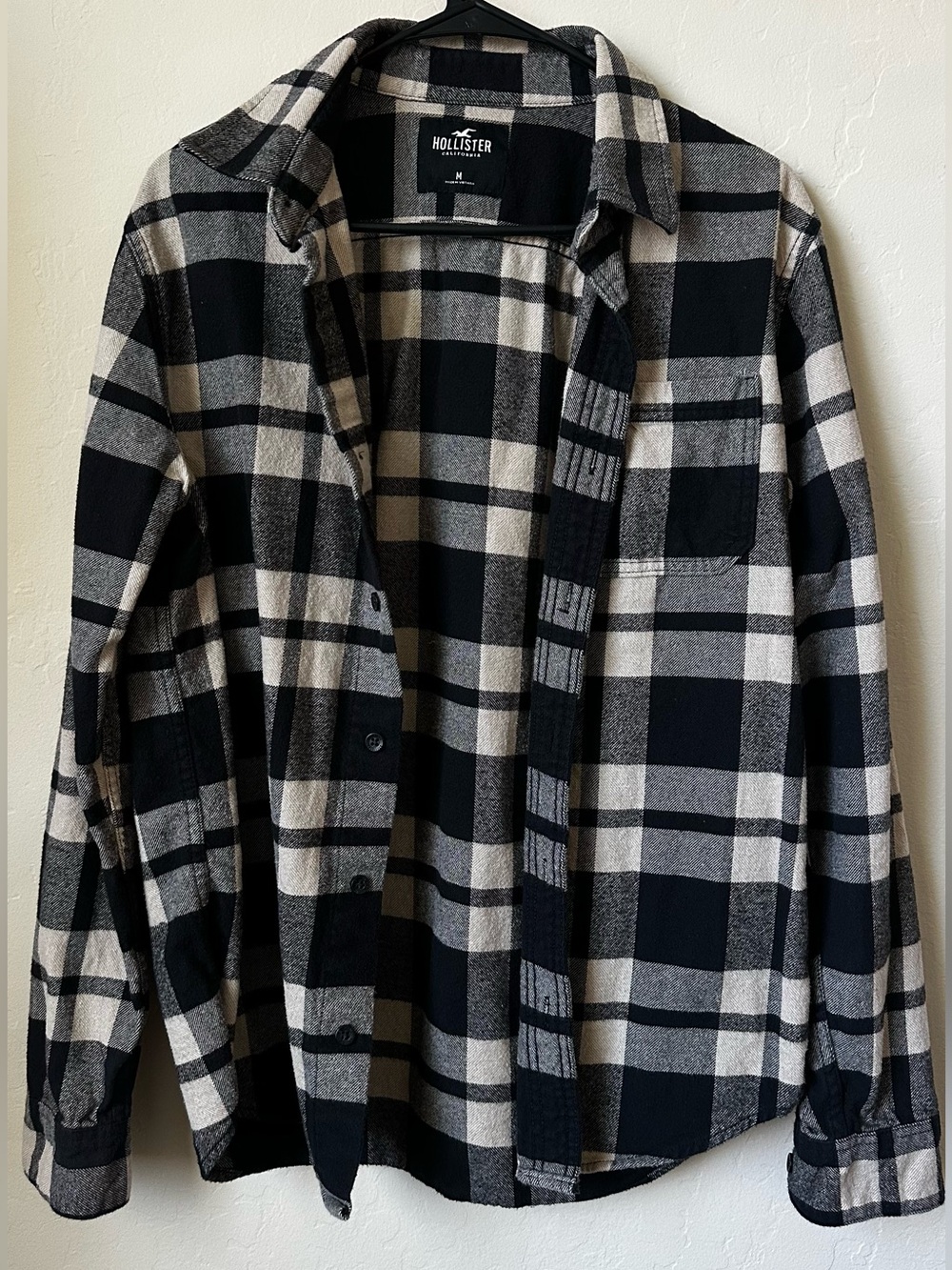 Hollister - Plaid Button Up Shirt